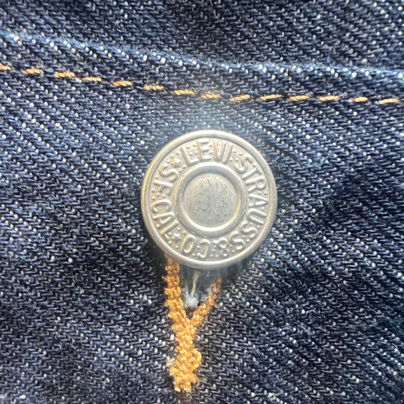 Levi's Dark Blue Denim Jacket - Picture 6 of 7